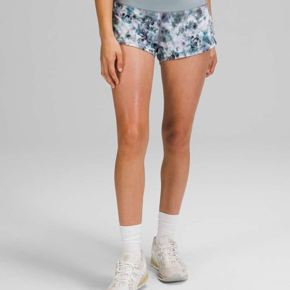 NWT Lululemon Speed Up Shorts Kaleidofloral Multi/Blue Cast - Picture 3 of 5
